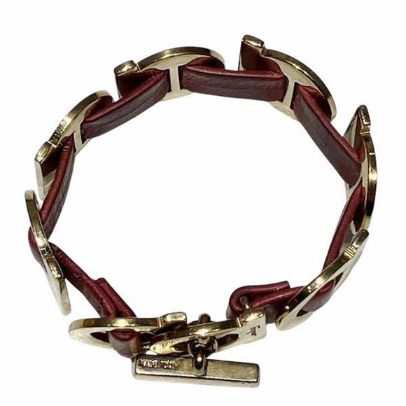 Salvatore Ferragamo Ferragamo Gancini Red Bangle Bracelet for Women - Picture 3 of 9